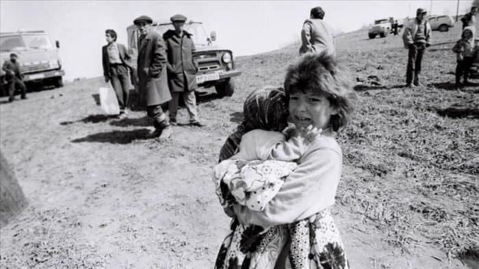 L’issue de la 1ère guerre du Krabakh, 1 million d’Azerbaïdjanais déplacés à l’intérieur du pays - Photographe inconnu
