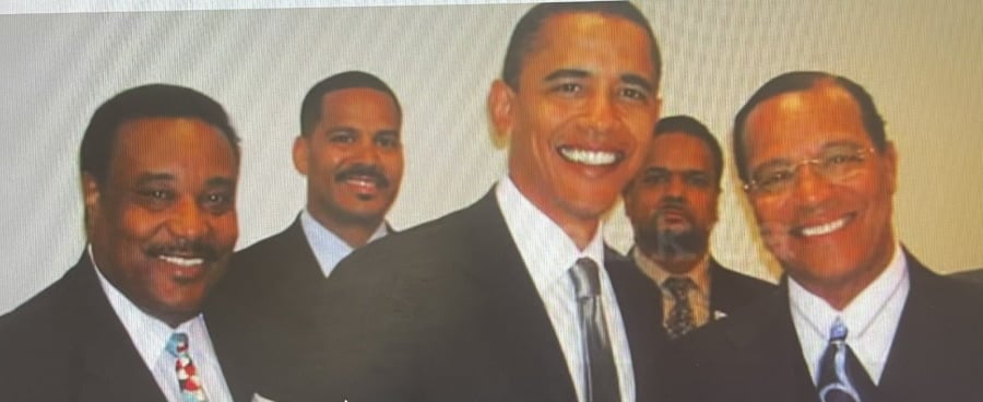 Louis Farrakhan et Barak Hussein Obama, une photo cachée au public - Capture d’écran vidéo