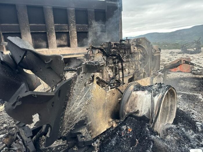 Opération terroriste arménienne. Les restes du véhicule après l’explosion d’une mine terrestre arménienne, le 19 septembre 2023 - Photo: Ministère azerbaïdjanais des Affaires étrangères