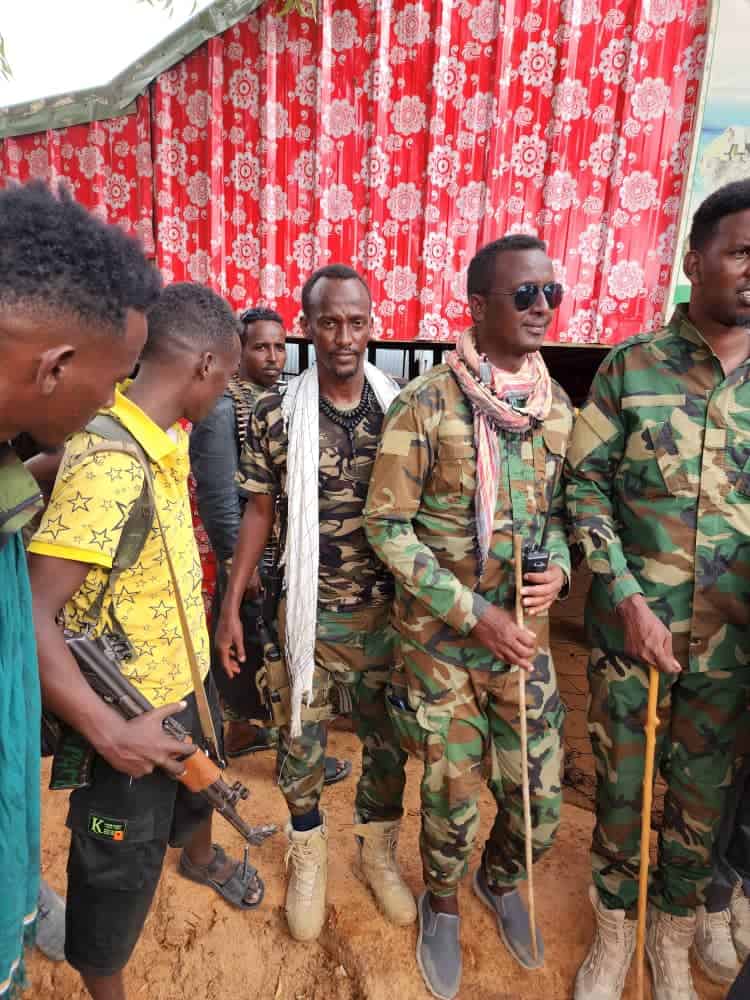 Combattants de la liberté après avoir vaincu Al Shabaab