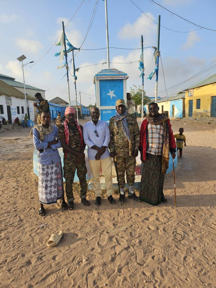 les combattants de la liberté Khalif Omar Moalim Nur à Harar Dheere, ancien bastion des pirates alliés d’Al Shabab