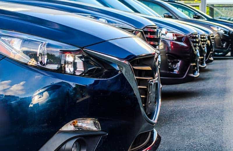 Pratiques commerciales trompeuses chez Priceless Car Rental de Houston : les clients sont contraints d’acheter une couverture d’assurance supplémentaire de 500 000 $. Photo par Obi - @pixel8propix sur Unsplash