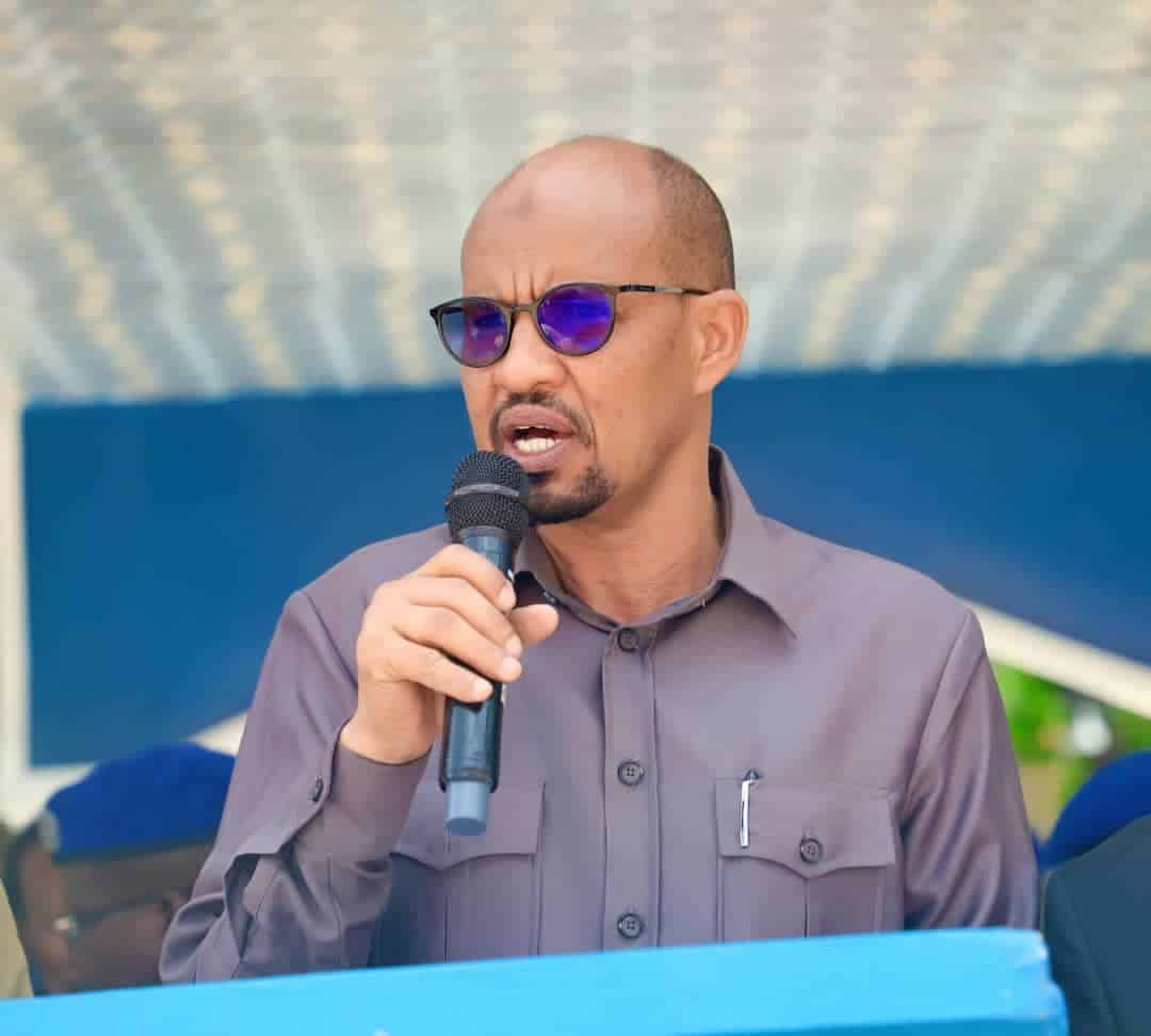 Le ministre d’État somalien de la Sécurité intérieure, Mohamed Ali Hagaa, s’adresse à une réunion sur la sécurité à Mogadiscio. Photo Ministère de la Sécurité Intérieure